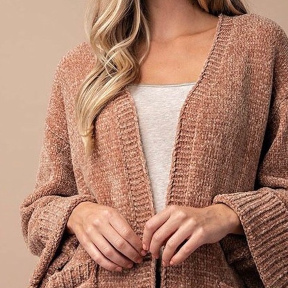 ❄️LAST1️⃣//RESTOCKED//MOCHA CHENILLE LONG CARDIGAN - Picture 4 of 7